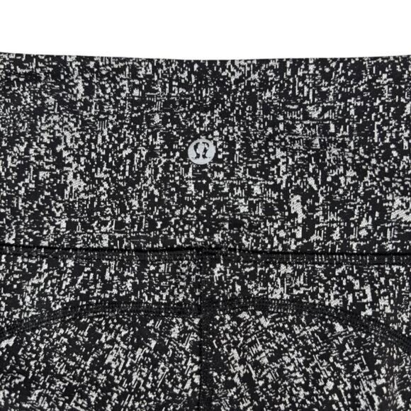 LULULEMON Fit Physique Tight Size 2 Luon Suited Jacquard Black White / Black - Picture 10 of 10